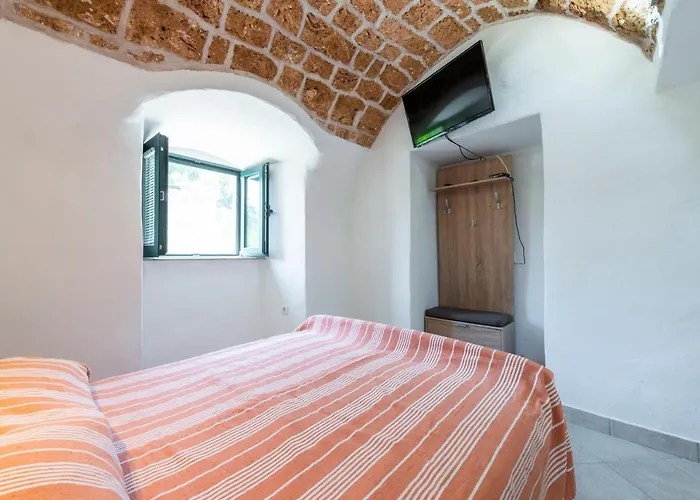 Unique Cavtat Center Apartment